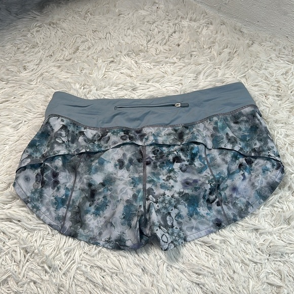 Lululemon Speed Up Low-Rise Short 2.5" Kaleidofloral Multi / Blue Cast - Picture 4 of 6